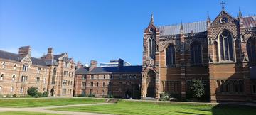 Photograph of Keble College quad and buildings on a sunny day
